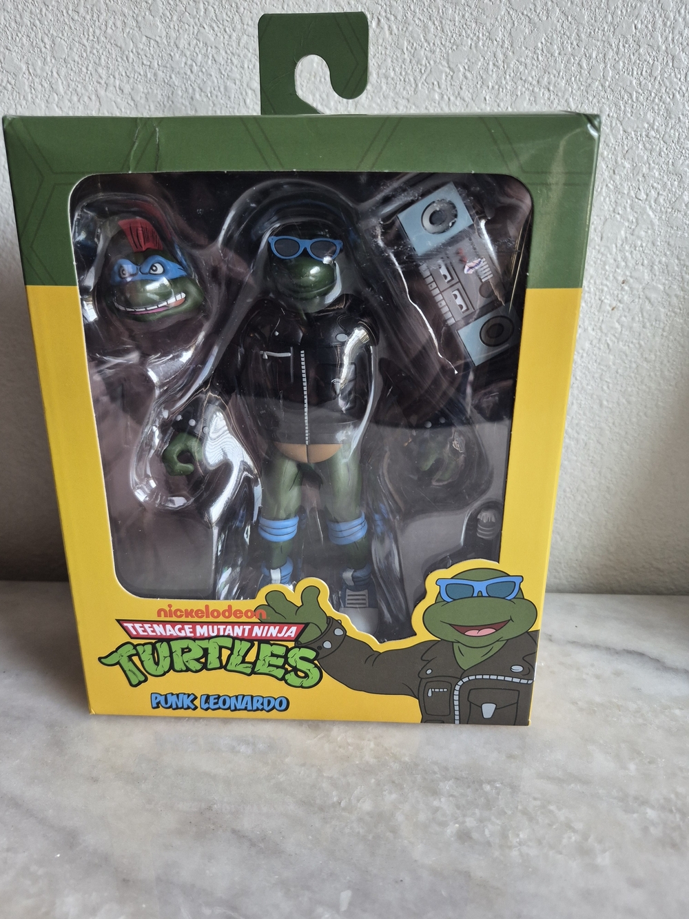 NECA Nickelodeon TMNT Punk Leonardo Action Figure Boxed w/ Boombox NEW